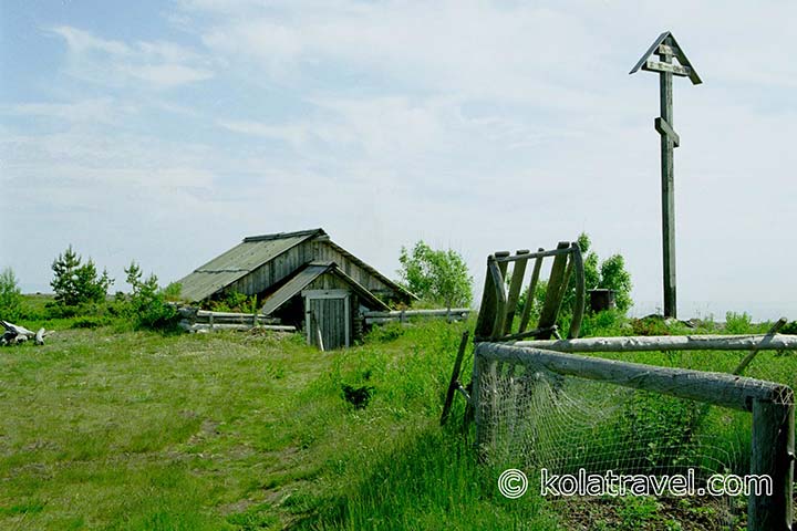 кола трэвел,Кандалакша,Лабиринт Вавилон,Терский район,Белое море,аметистовый рудник,Тоня Тетрина,Умба,поморов,Музей Петроглифов,мастерская Аметистовый Берег,рыбалка на горбушу,Варзуга,церковь Успения Пресвятой Богородицы,Кузомень,дикие лошади,россия,кольский полуостров,русская лапландия,мурманская область,заполярье,лето,отпуск,тур,походы,экскурсии,баренцево море,мурманск