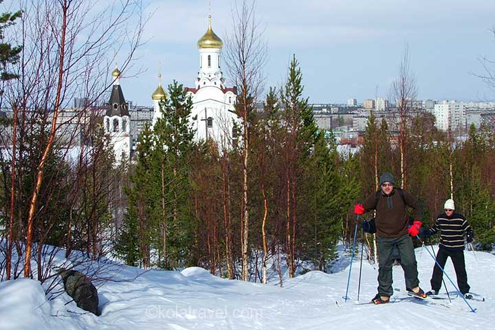 4wd 4x4 off-road northwest russia kola peninsula murmansk region russian lapland